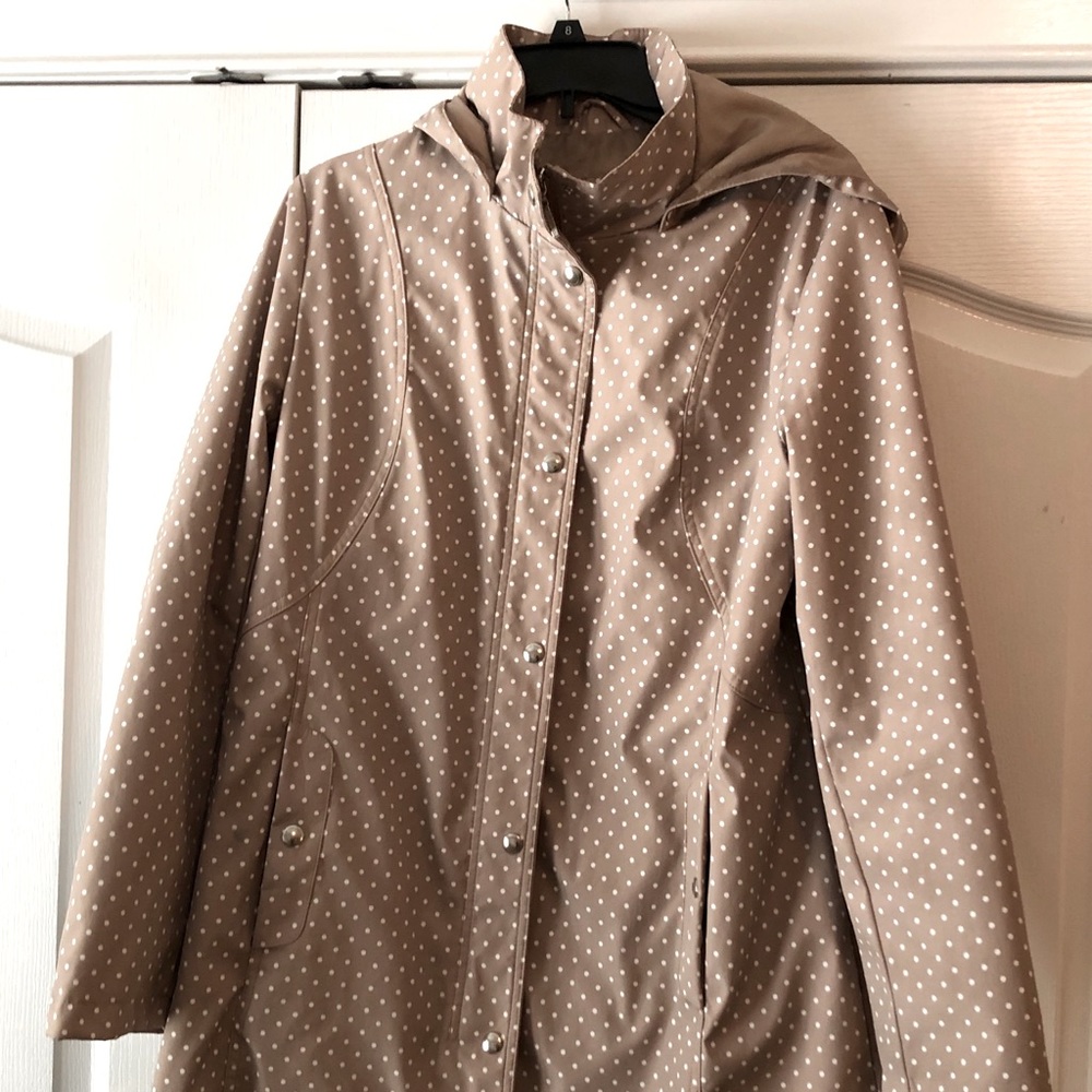 Polka Dot Light Rain Jacket